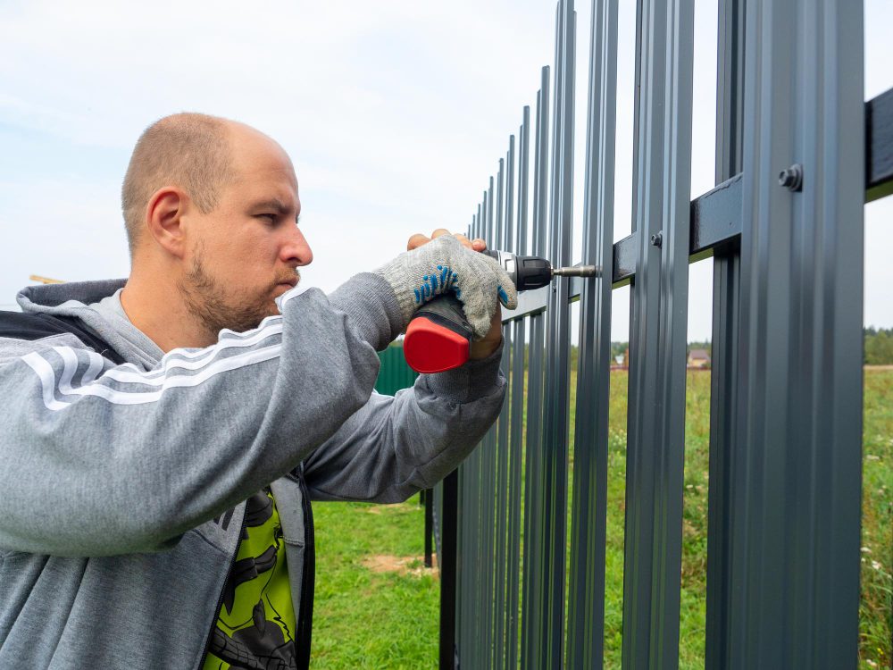 pipe fence builders